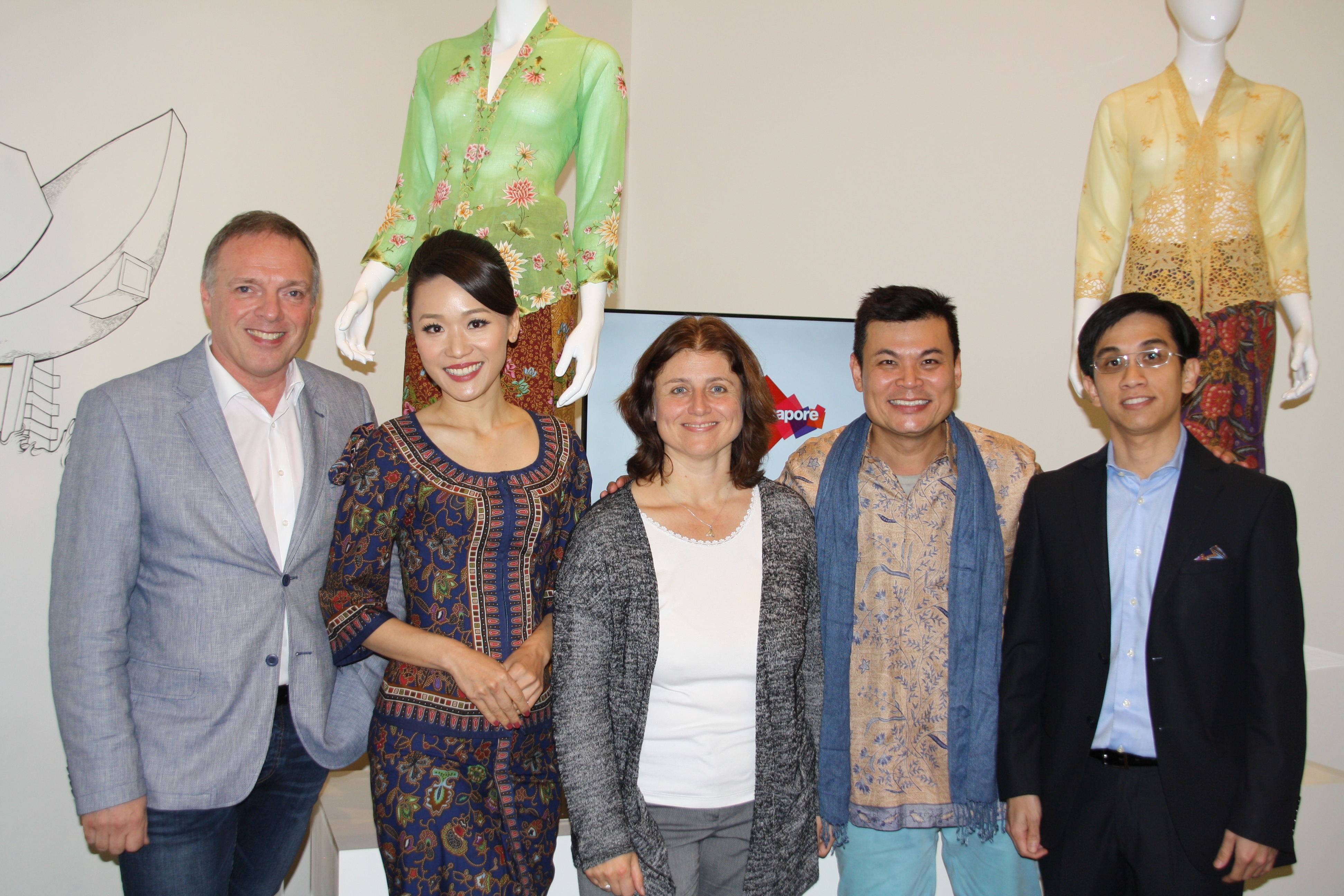 Singapore Airlines opens pop-up gallery