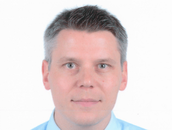 Stenkewitz starts as GM Singapore Airlines