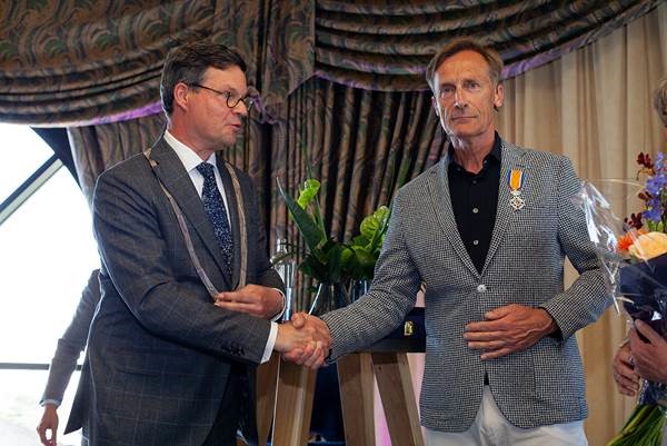 Royal award for Riemer Rijpkema (CLC-VECTA)