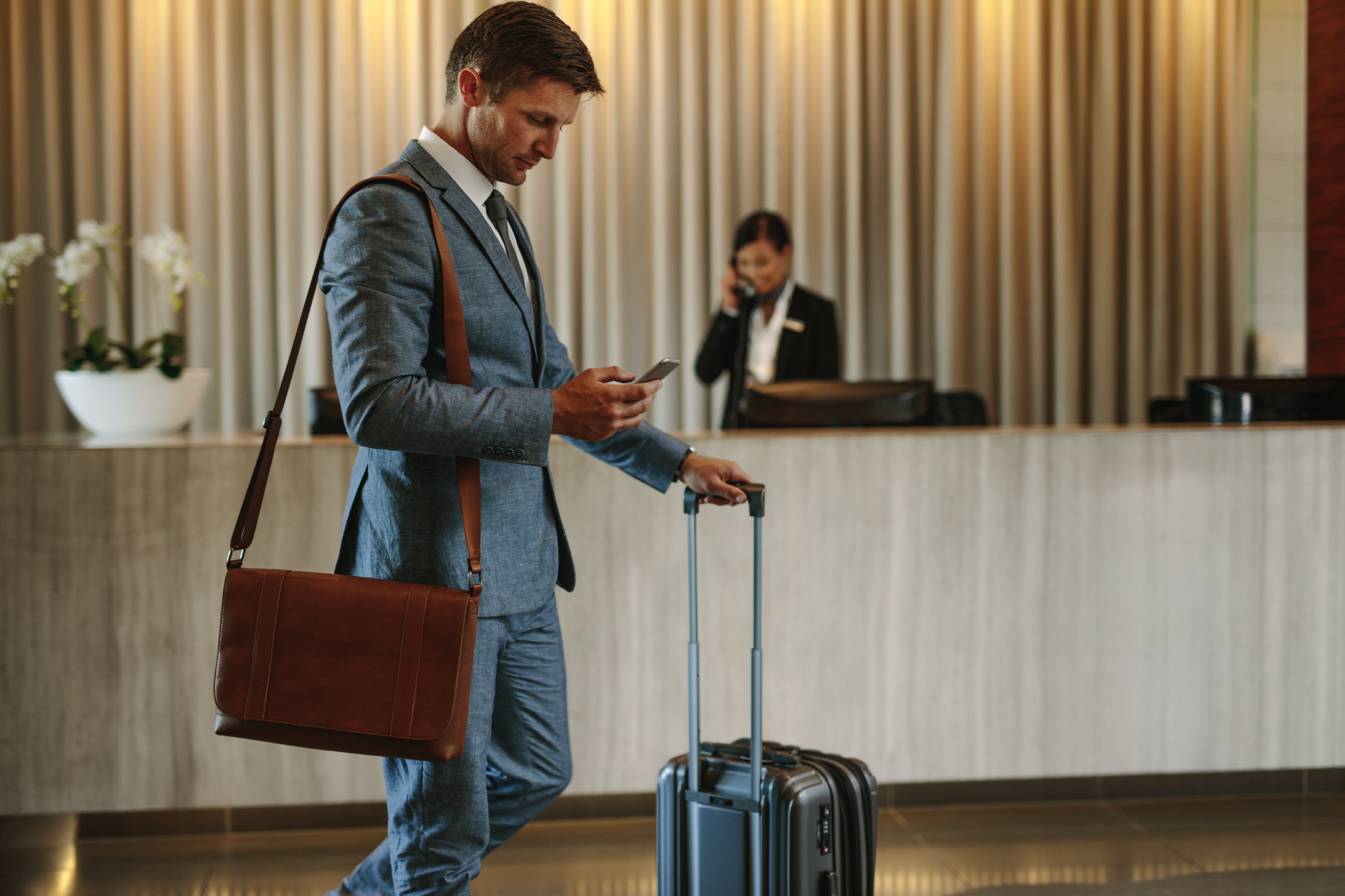 Dutch bank ABN AMRO: Business hotel guest returns cautiously