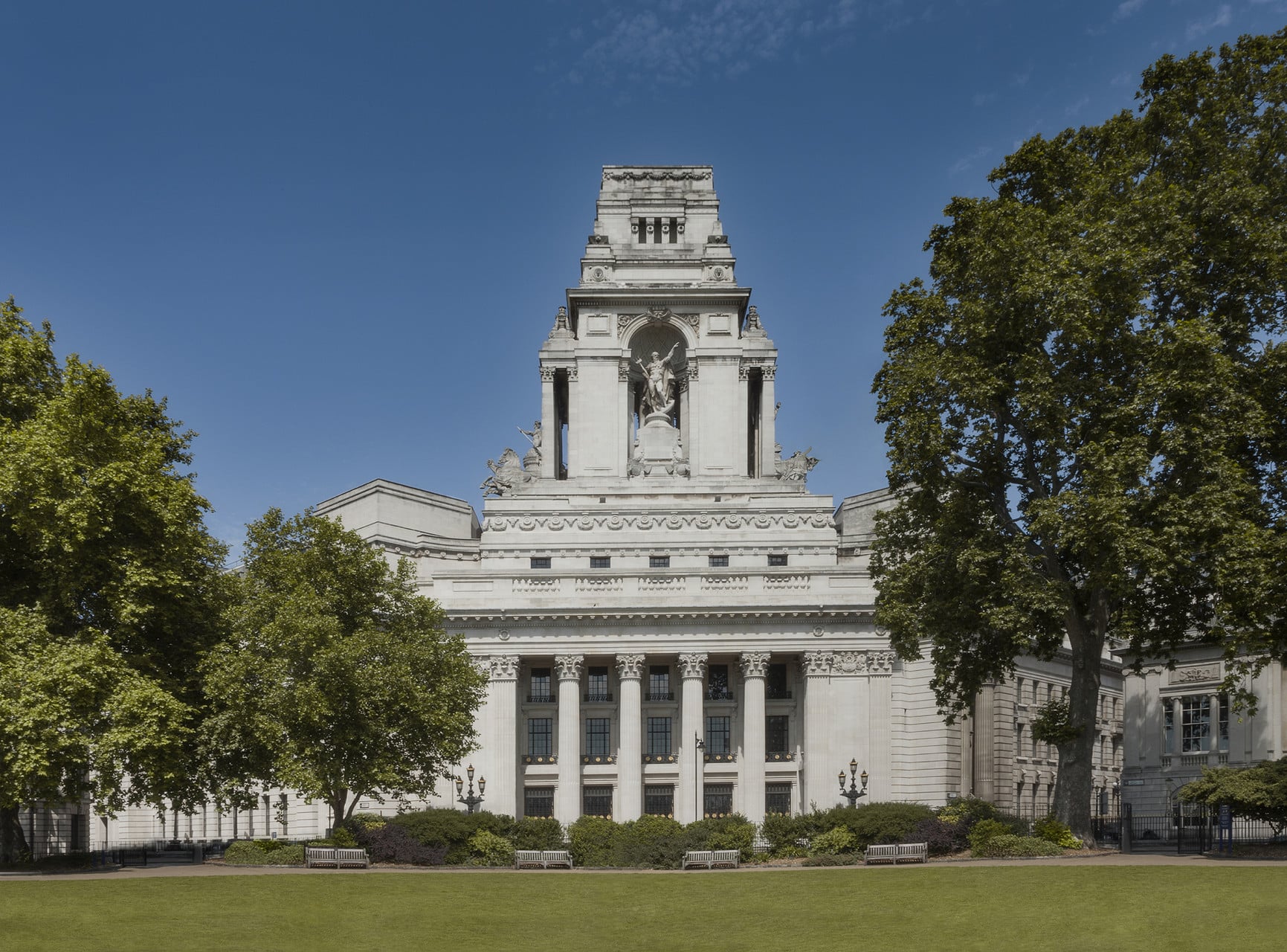 World-Class: Four Seasons Hotel at Ten Trinity Square