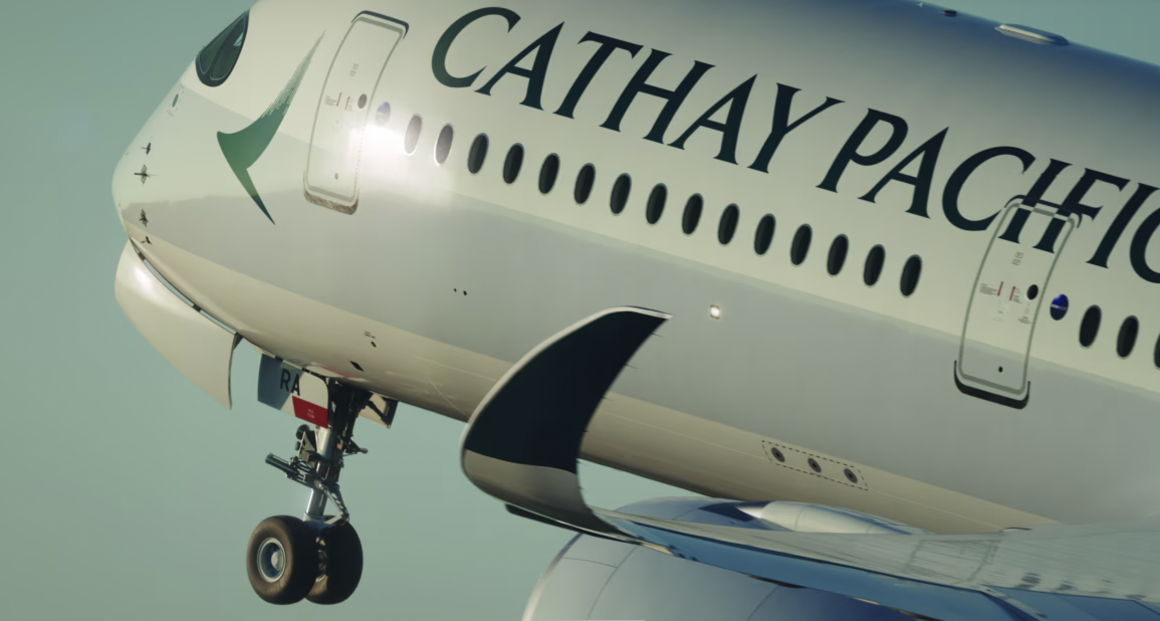 Cathay Pacific takes off from Munich to Hong Kong for the first time